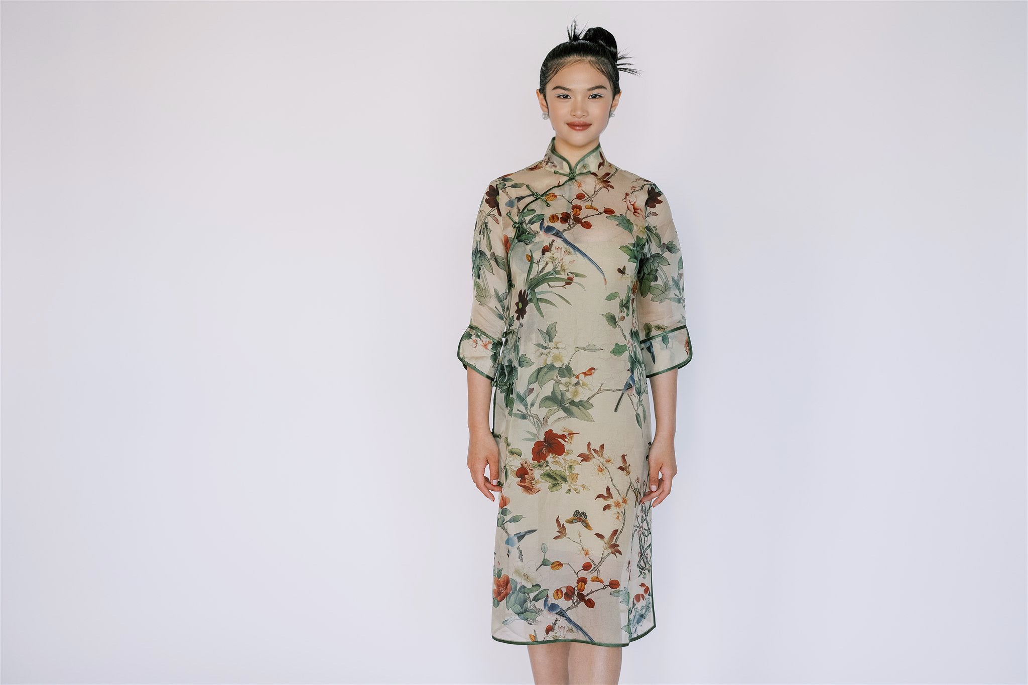 Jinza Oriental Couture Mother of Bride Qipao Qipao for Mothers | Grain Buds Modern Cheongsam Dress