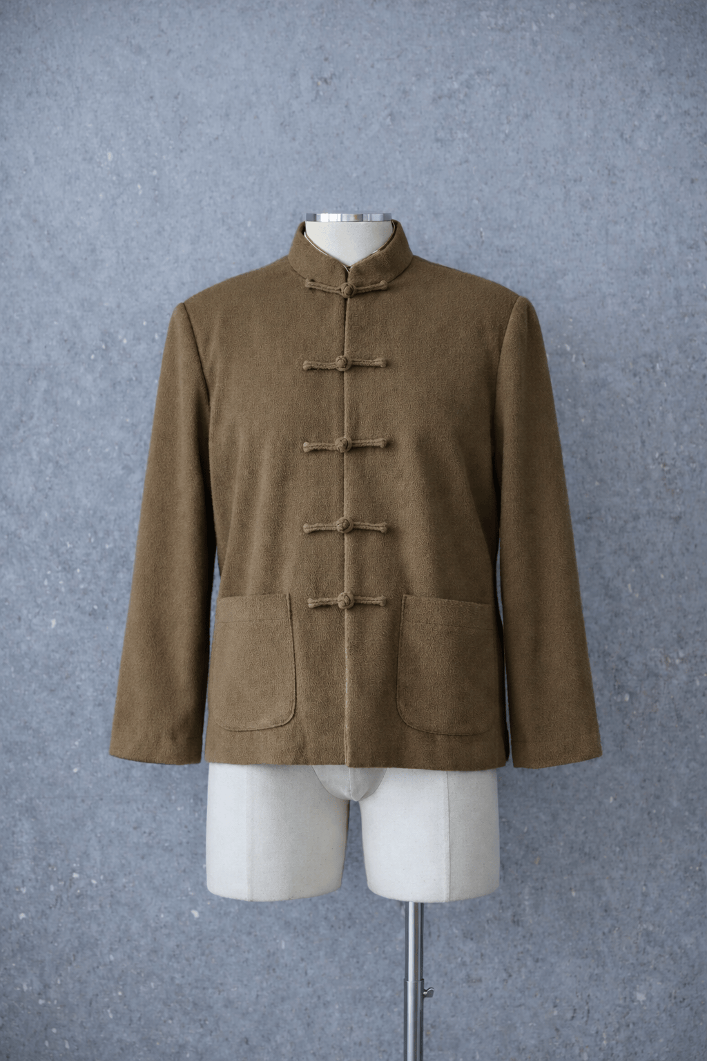 Premium Italian wool modern Tang suit with tailored silhouette and frog closure.