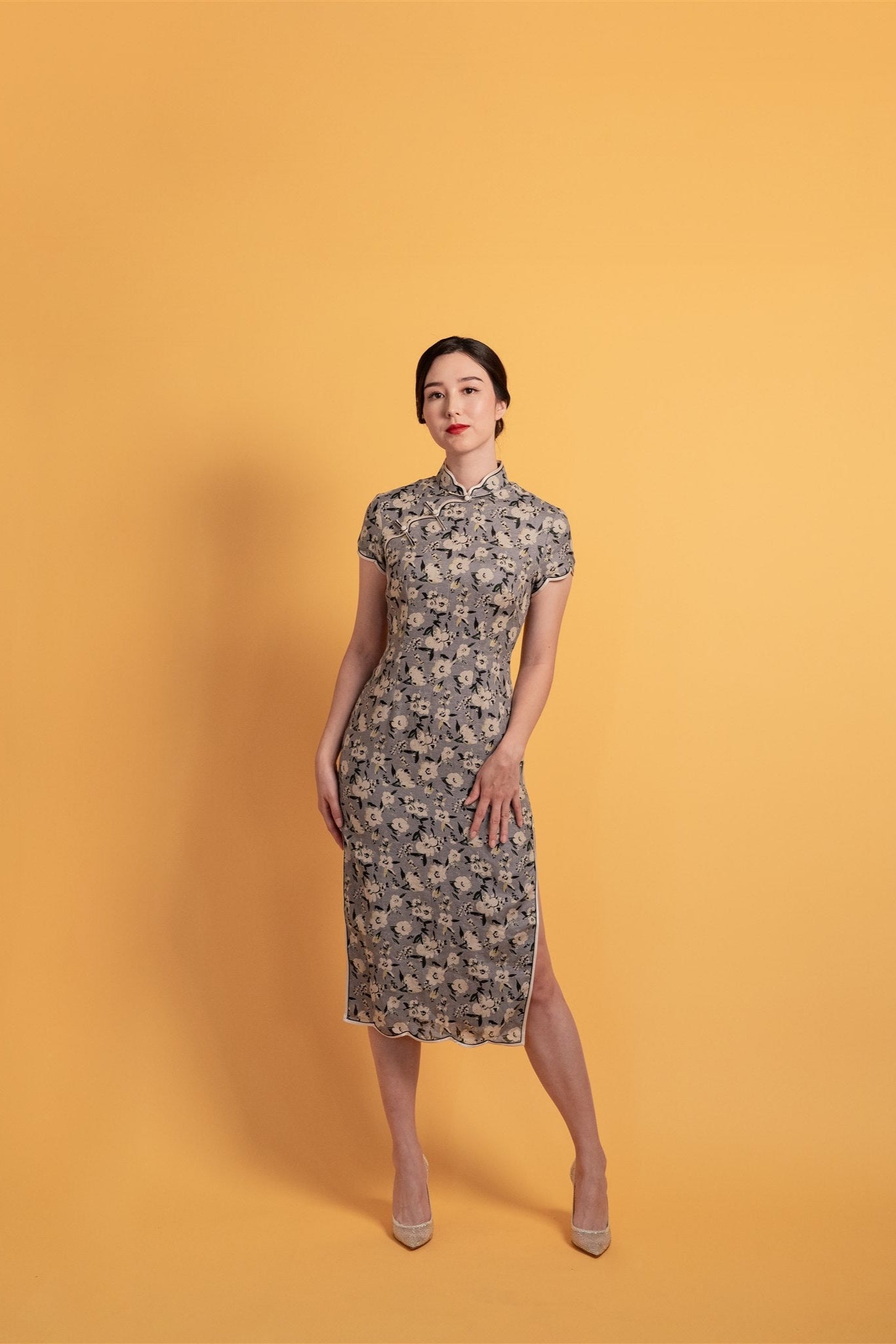 Floral Japanese cotton Cheongsam dress, front view, everyday elegance.