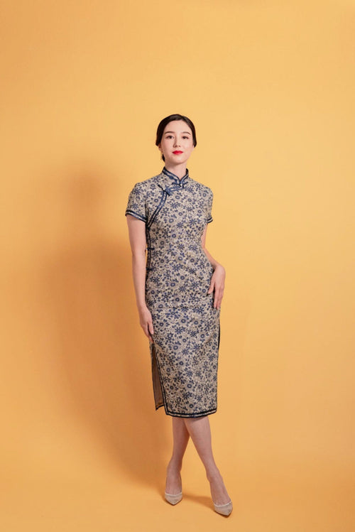 Grey blue linen cheongsam front view with navy Pankou trim