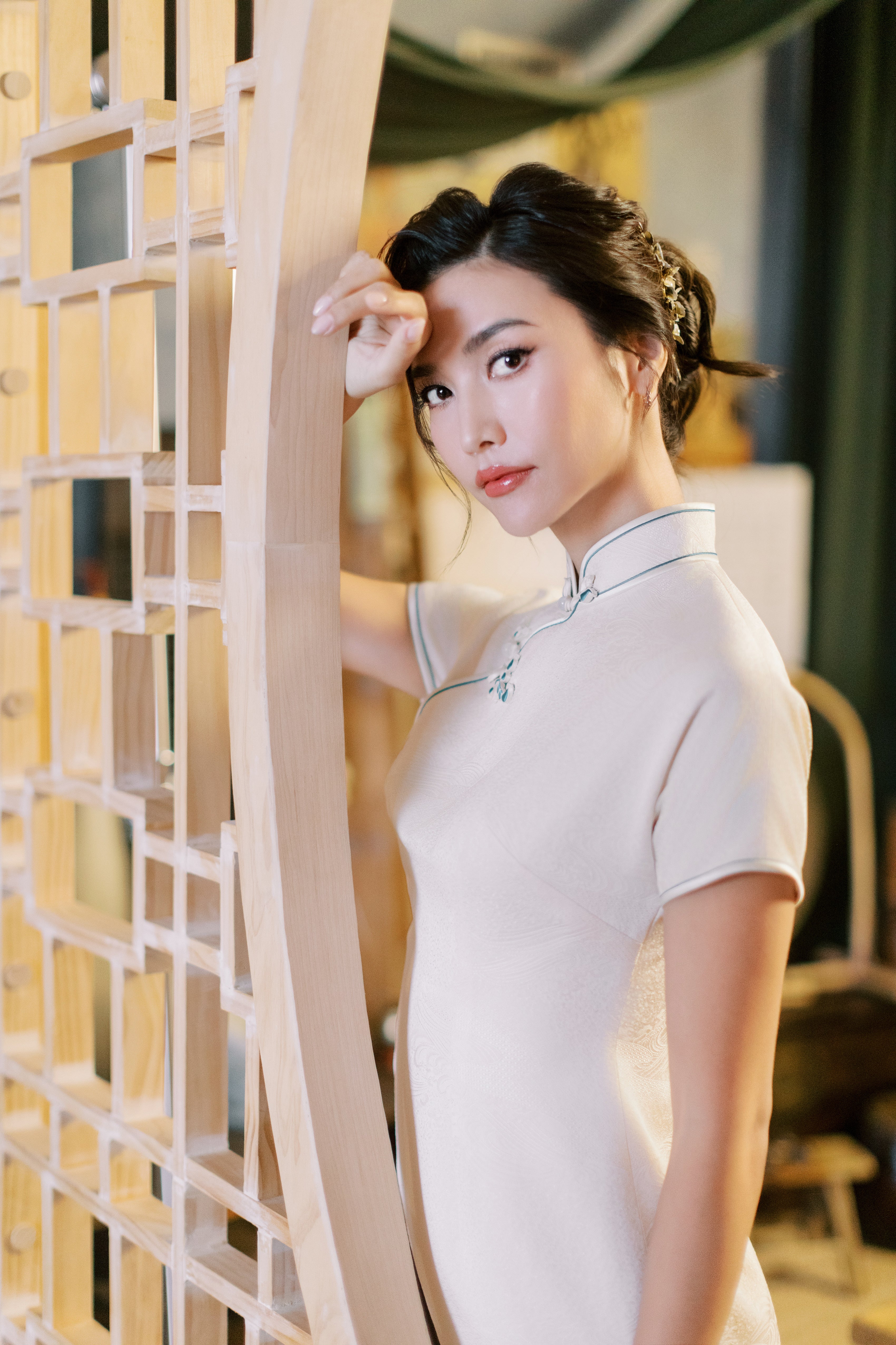 Discover Our Tailored Chinese Wedding Dress Service