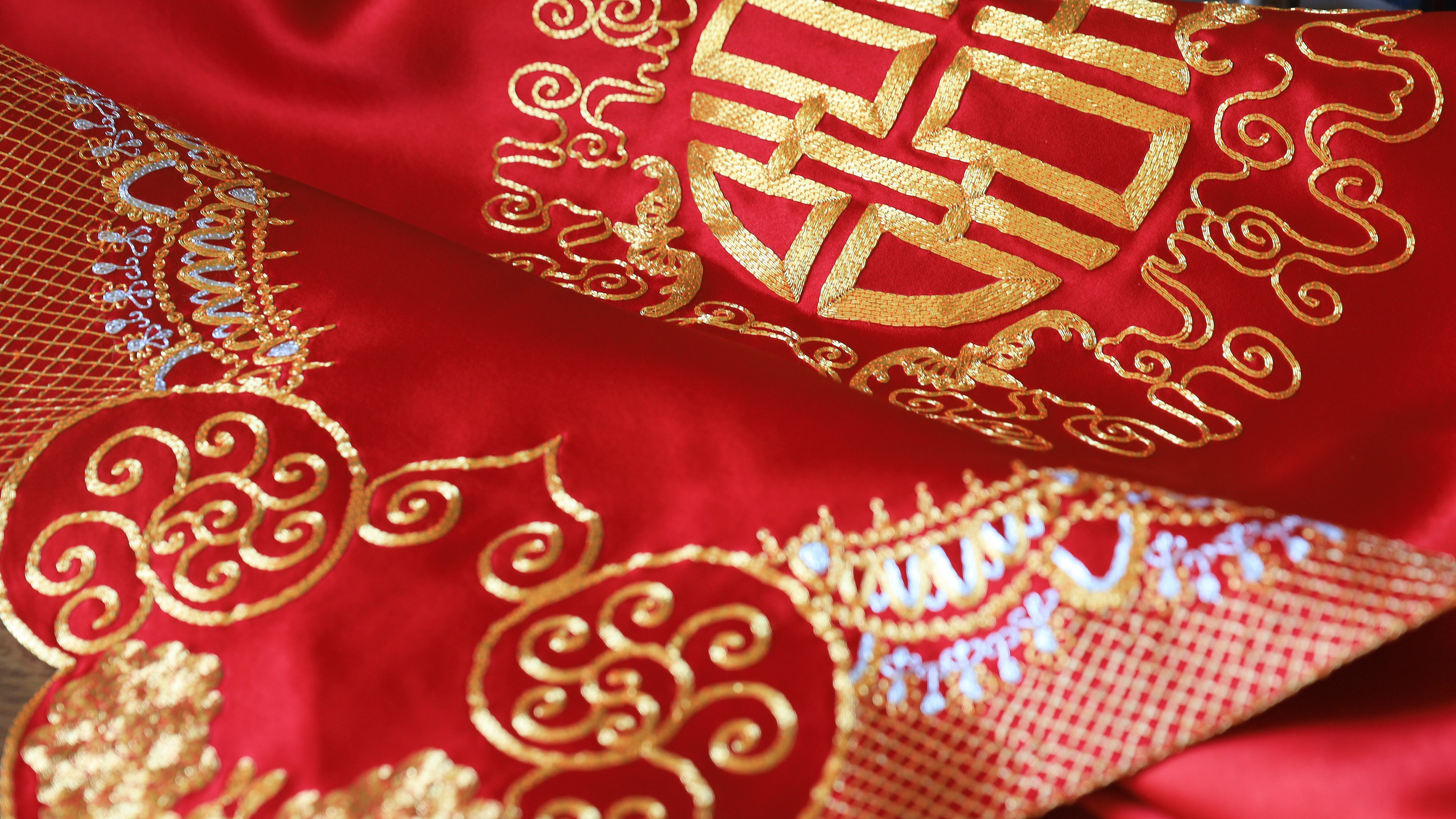 Red Chinese Wedding Veil  with gold cloud and double happiness sign