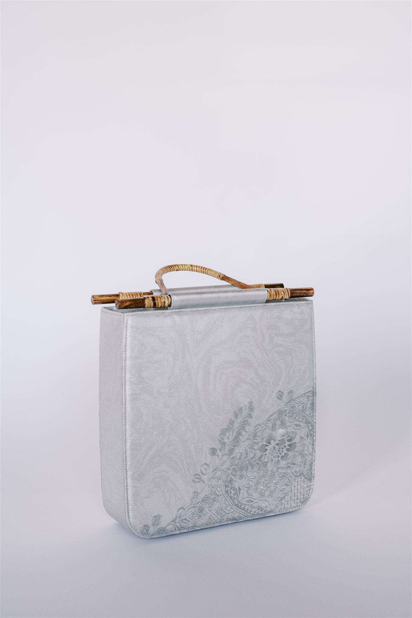 Vintage Silver Handbags for the Mother of the Bride and Groom