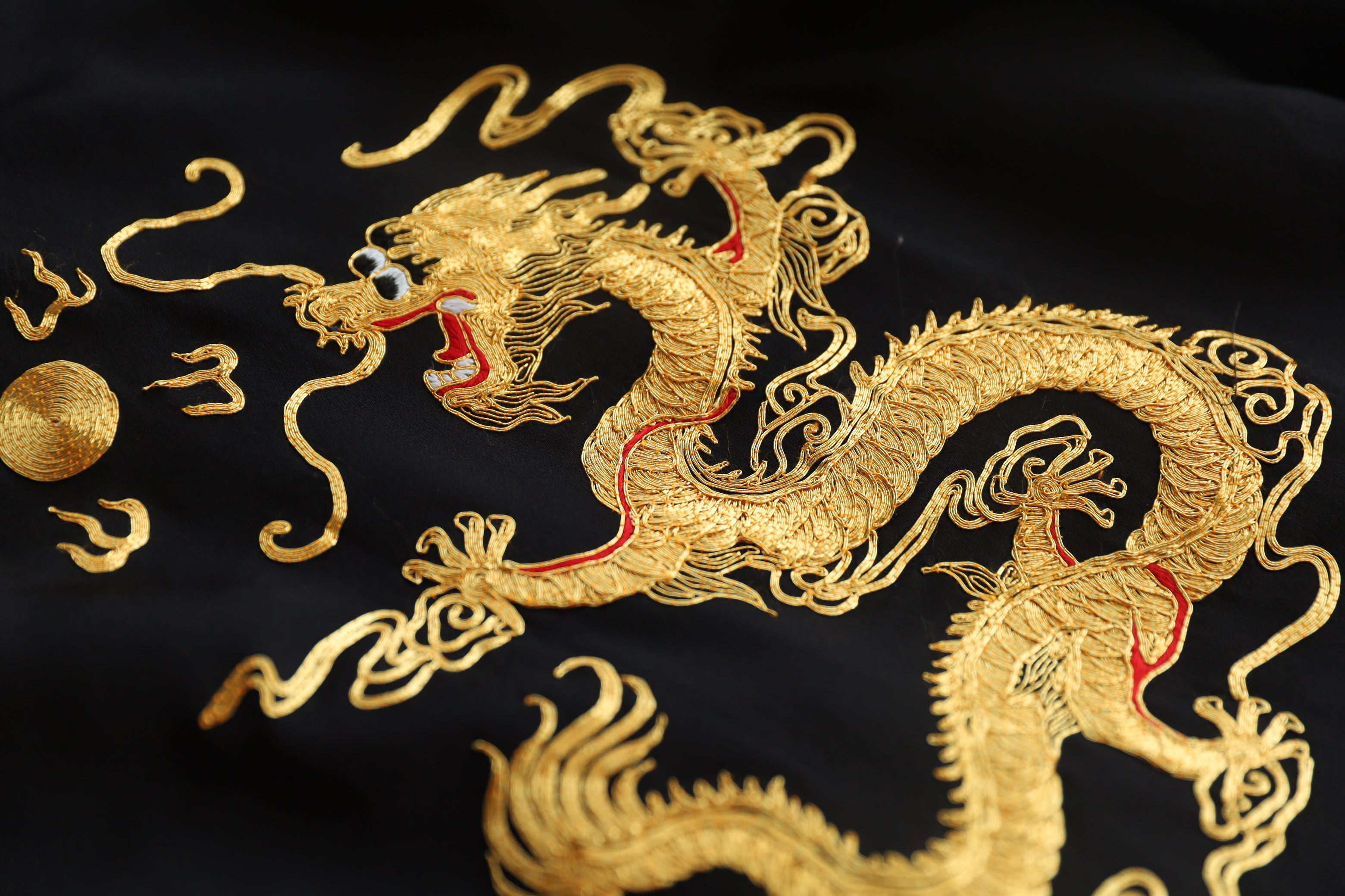 Gold dragon on black Tang Suit