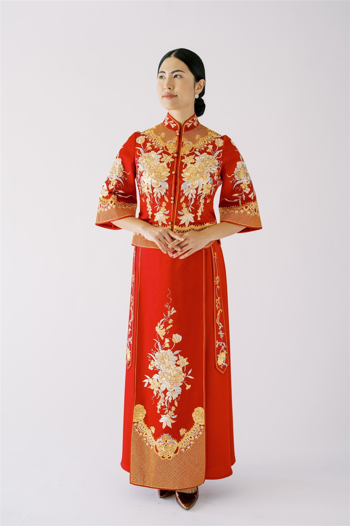 A woman wearing Xiu He Fu Hand Embroidery Peony